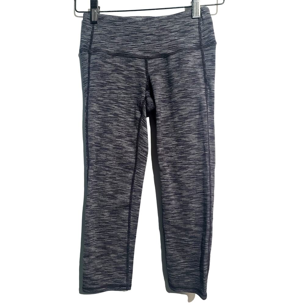 ATHLETA Energy Chaturanga Capri Leggings - Picture 1 of 6